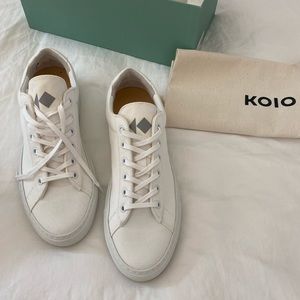 Brand new Koio Capri men’s white casual canvas shoe size 9 42